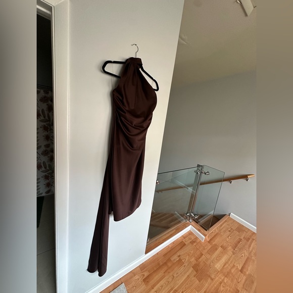 House of CB Angelina CHOCOLATE WRAP NECK MIDI DRESS - M - Picture 7 of 7